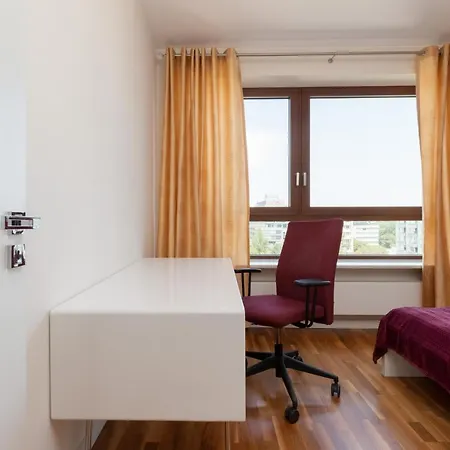 Atelier By Renters Apartman *