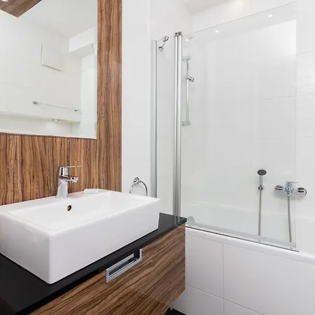 Atelier By Renters * Warsaw