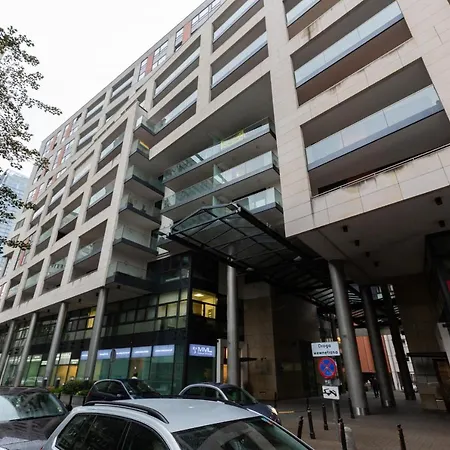 Atelier By Renters Apartament